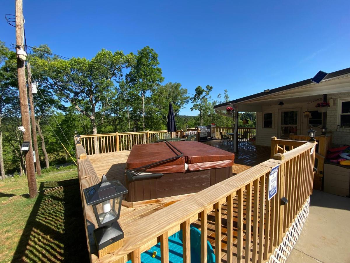Apartment In The Country Etowah Exterior photo